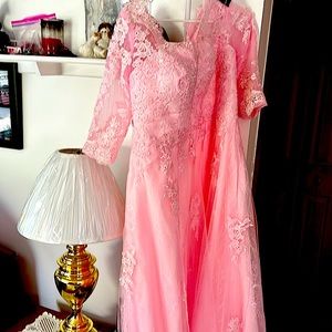 Size 20 never worn brand new 100 or best offer. 412 7532047